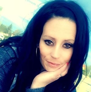 Meet your Posher, Leah